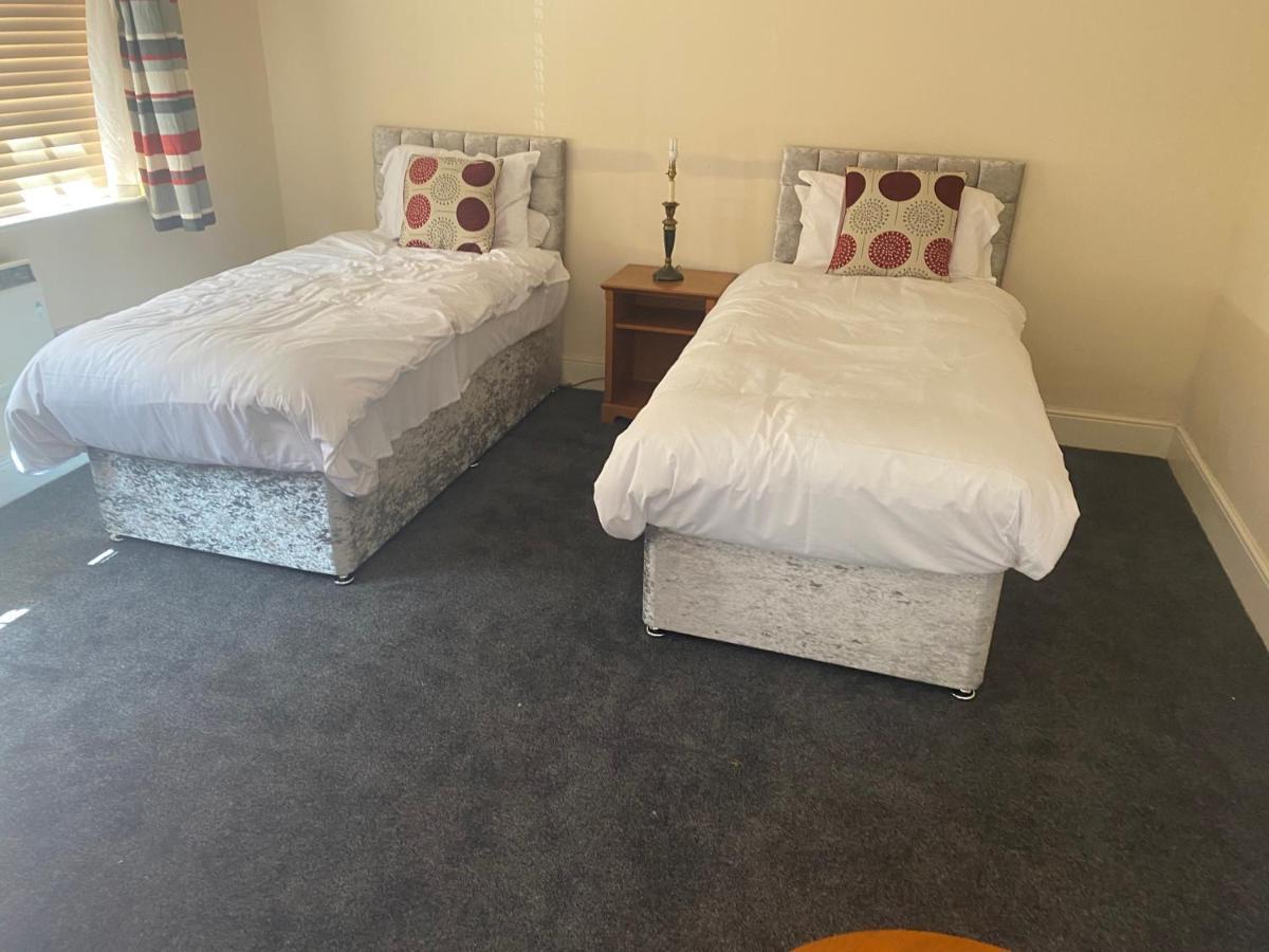 Bed and Breakfast The Coach And Horses Winchester Esterno foto