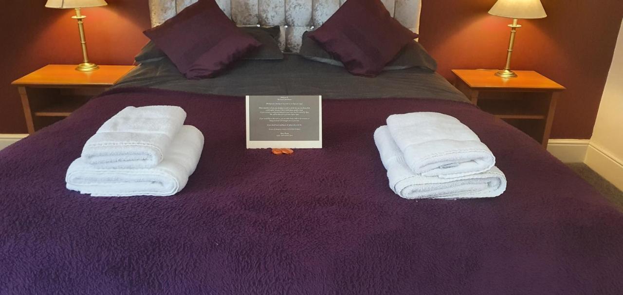 Bed and Breakfast The Coach And Horses Winchester Esterno foto